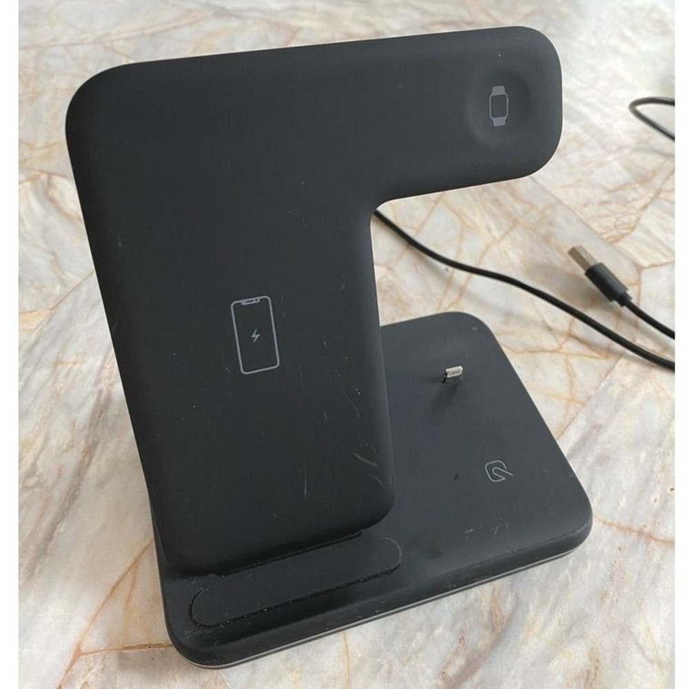 Black 3-in-1 Wireless Charging Station Dock for Phone Watch and Earbuds